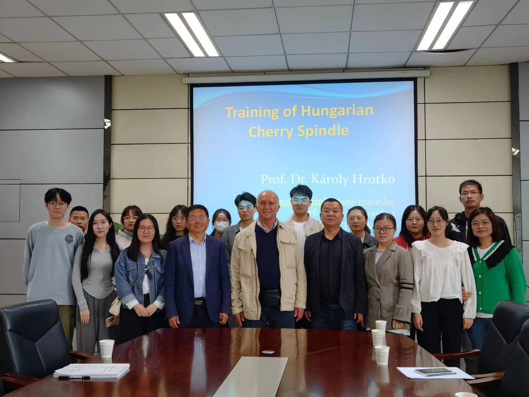 9a94ea2eb3bf452da2829db37dad2087.jpg 9a94ea2eb3bf452da2829db37dad2087.jpg